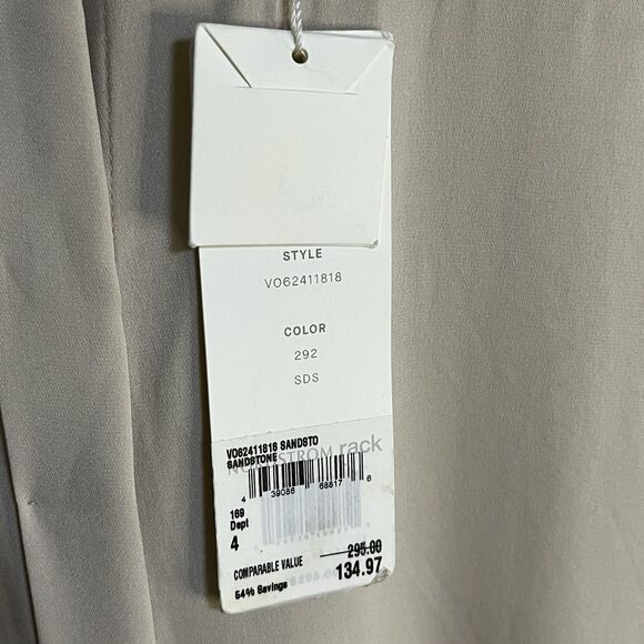 Vince Cream Classic Silk Button Up Collarless Blouse Long Sleeve Size 4 READ - Picture 2 of 8